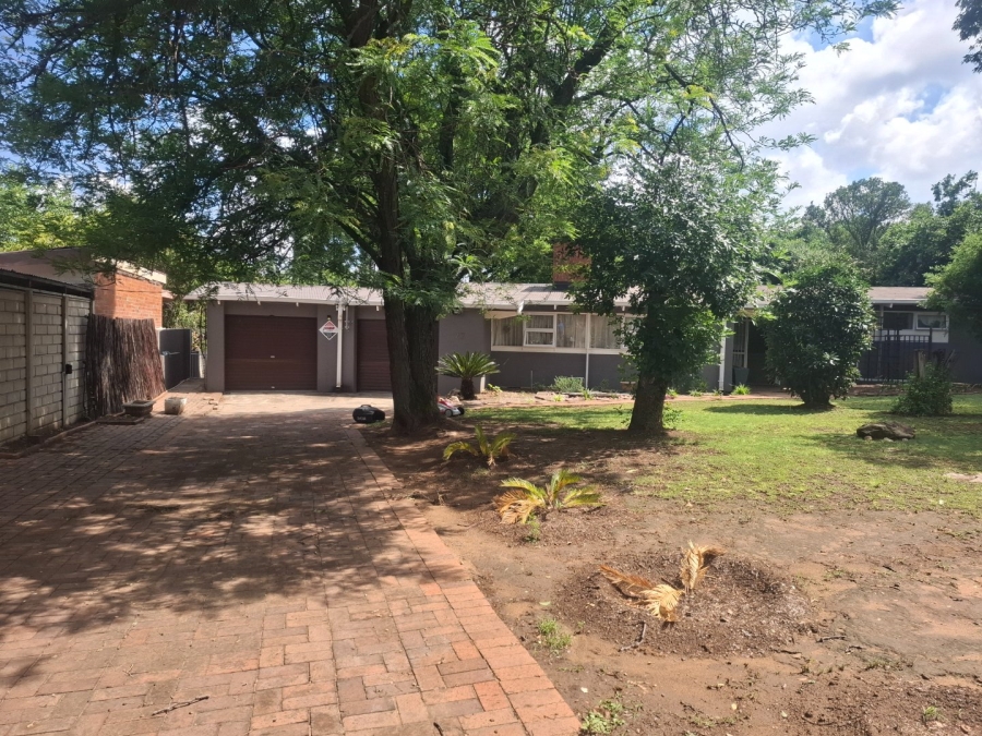 To Let 3 Bedroom Property for Rent in Suidrand Free State